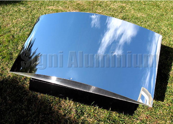 アルミニウム鏡面板